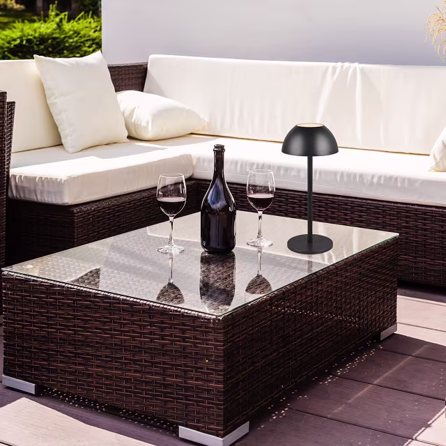 Mat zwarte LED tafellamp met warm wit licht van 3000K en oplaadbare batterij, kunststof behuizing Mat zwarte LED tafellamp met warm wit licht van 3000K en oplaadbare batterij, kunststof behuizing