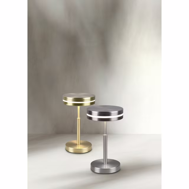 Ronde mat gouden LED tafellamp van aluminium met 6W vermogen en warm wit licht 3000K Ronde mat gouden LED tafellamp van aluminium met 6W vermogen en warm wit licht 3000K