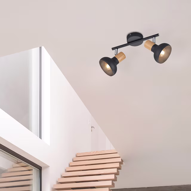 Mat zwarte LED plafondspot met 2 lichtpunten en E14 fitting, geschikt tot 10W Mat zwarte LED plafondspot met 2 lichtpunten en E14 fitting, geschikt tot 10W