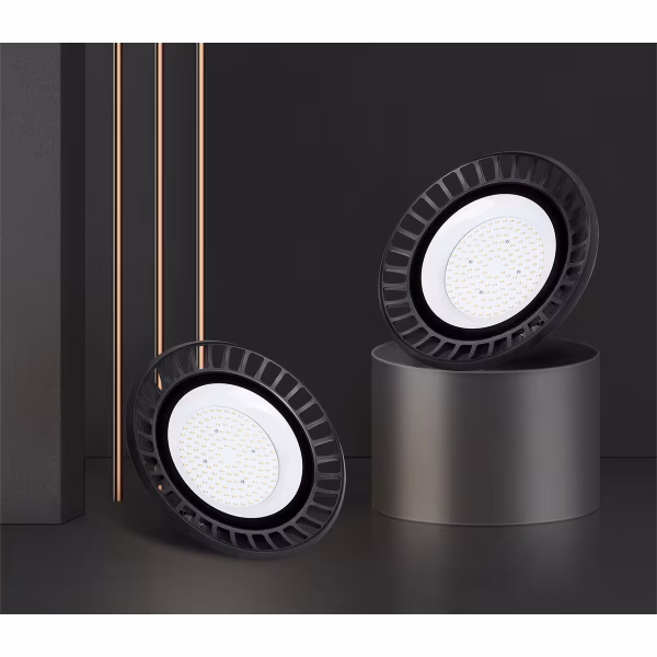 HLW LED LED UFO High Bay 200W - Waterproof LED Lamp Warehouse Lighting IP65 Daylight White HLW LED LED UFO High Bay 200W - Waterproof LED Lamp Warehouse Lighting IP65 Daylight White