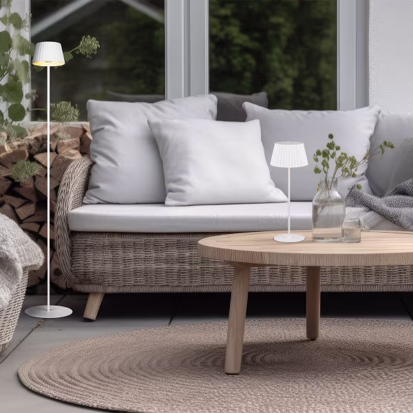 HLW LED LED Table Lamp - Trion Rado - 1.7W - Warm White 3000K - Rechargeable batteries - Matte White - Plastic HLW LED LED Table Lamp - Trion Rado - 1.7W - Warm White 3000K - Rechargeable batteries - Matte White - Plastic