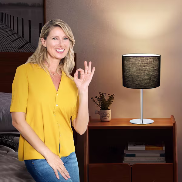 HLW LED LED Table Lamp Aigi Tomaro - Gloss Chrome Round Aluminum, E14 Socket HLW LED LED Table Lamp Aigi Tomaro - Gloss Chrome Round Aluminum, E14 Socket