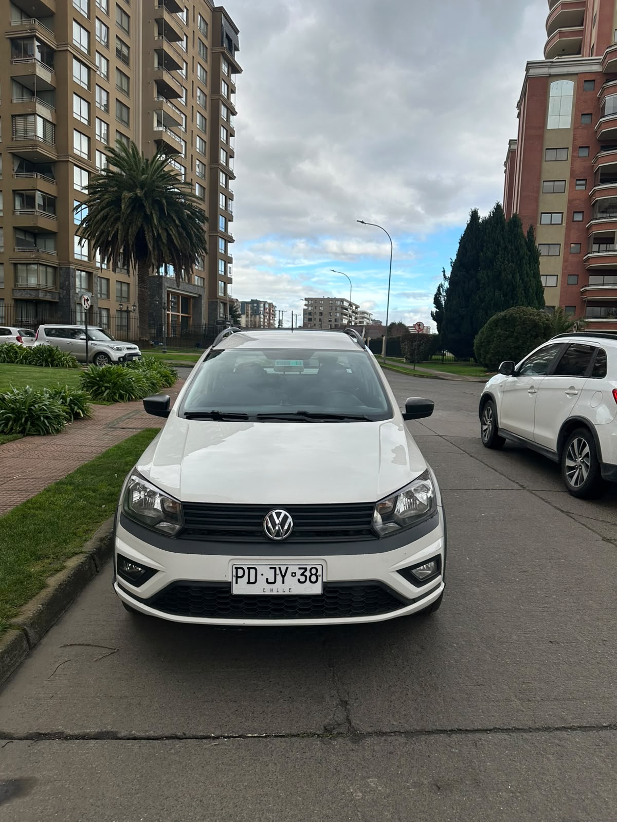 VOLKSWAGEN SAVEIRO 1.6 - Imagen 1