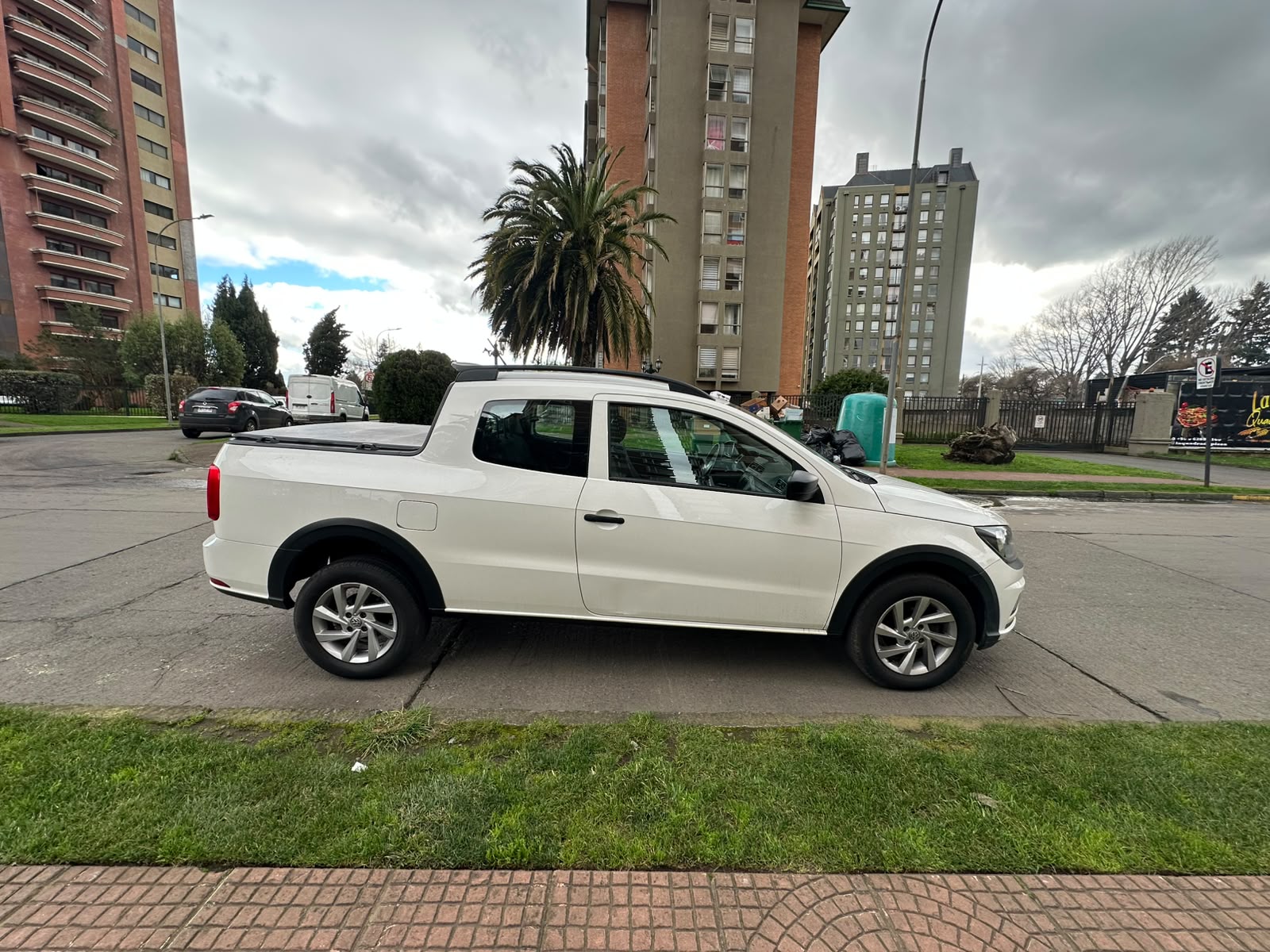 VOLKSWAGEN SAVEIRO 1.6 - Imagen 3