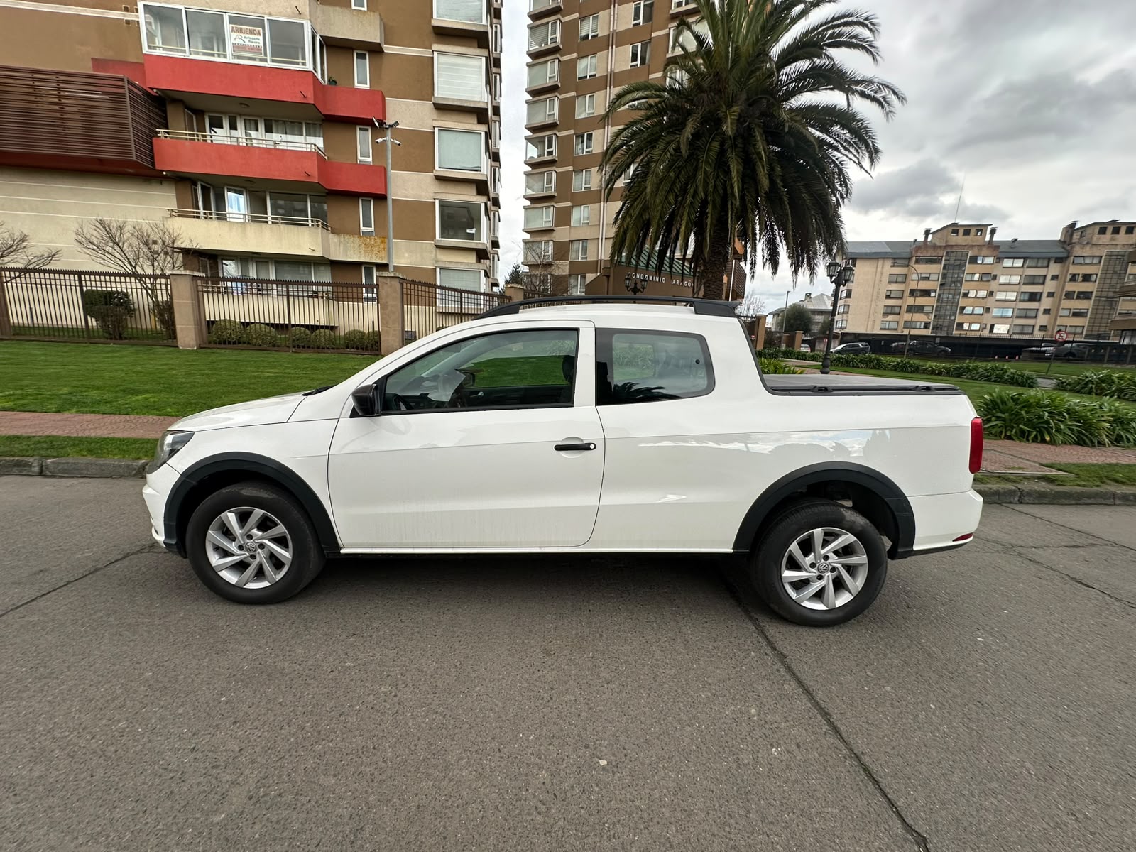 VOLKSWAGEN SAVEIRO 1.6 - Imagen 7