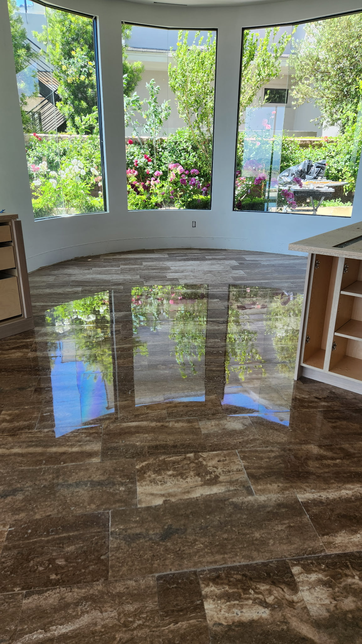 Garden View Home – Stone Floor
