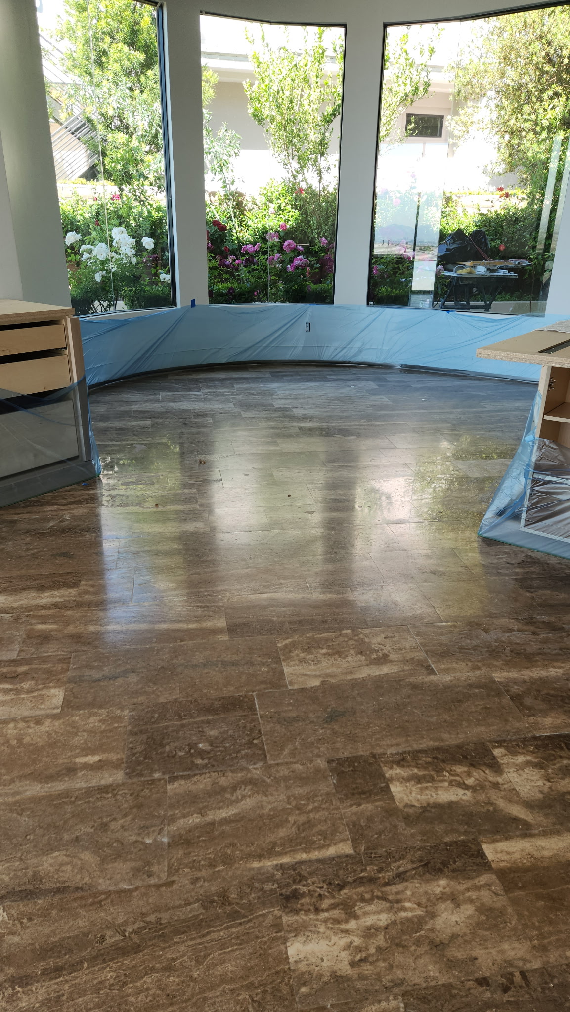Garden View Home – Stone Floor