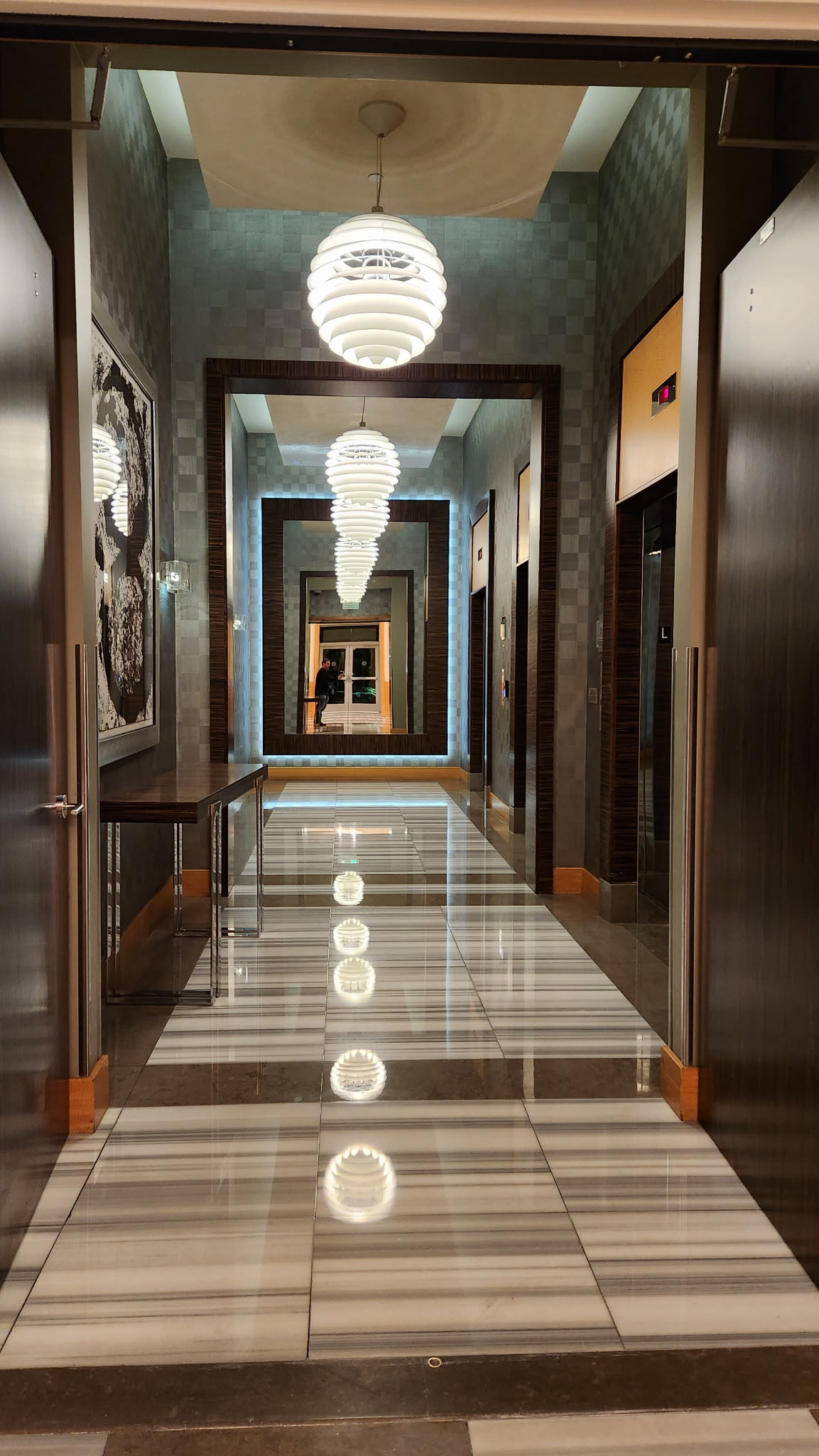 Hotel Corridor – Marble Polish