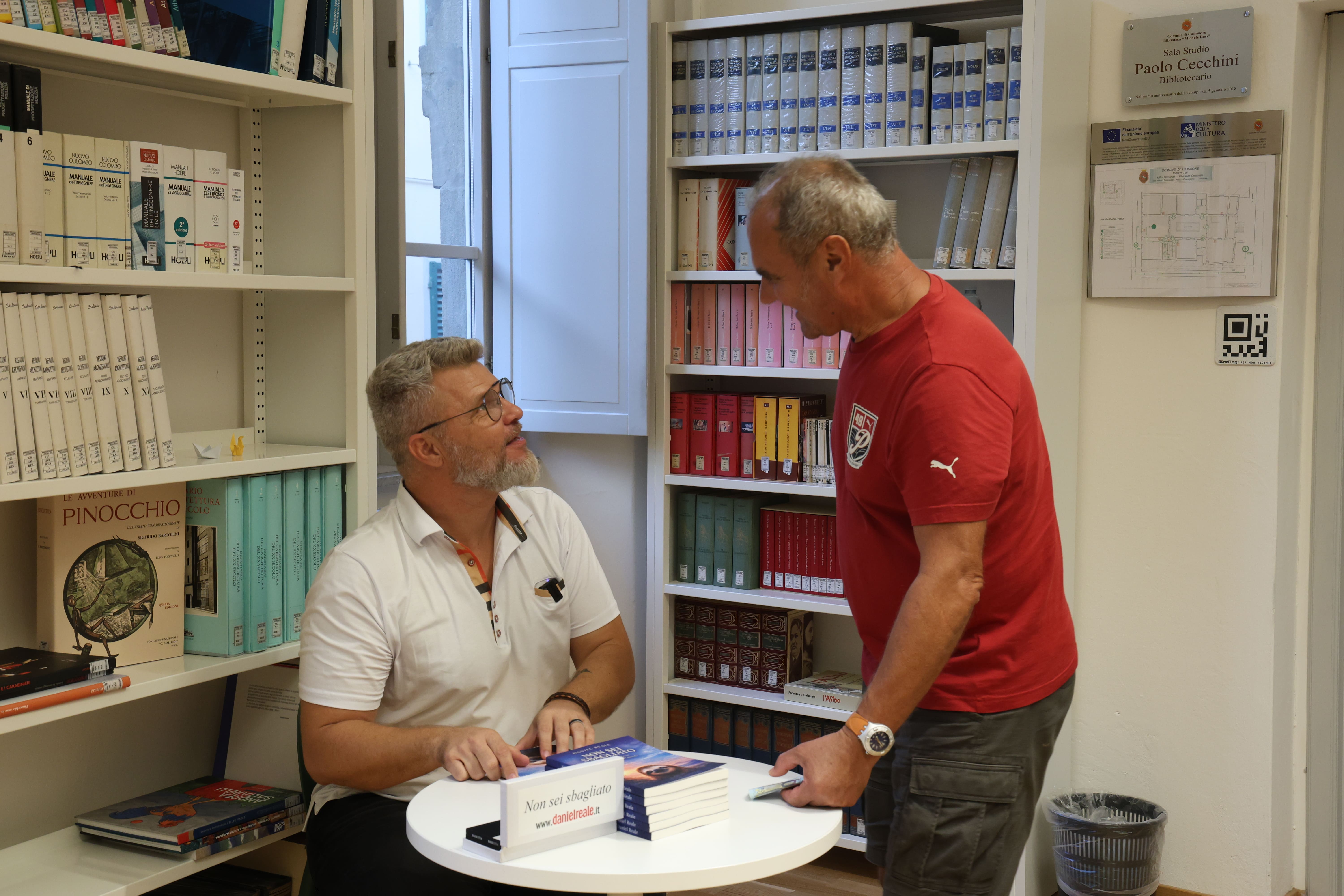 A personal conversation during the gathering