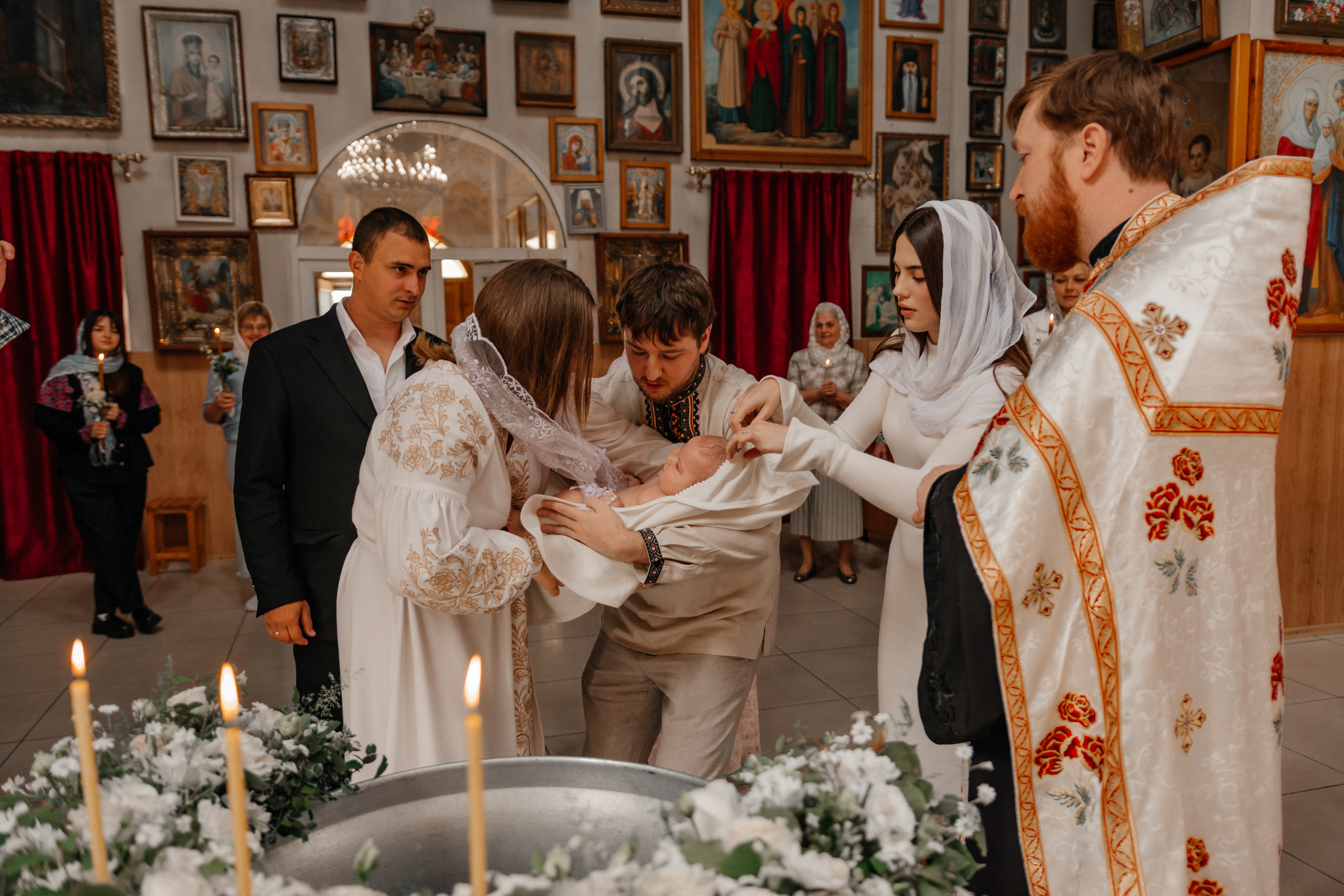Фотозйомка хрещення: як проходить таїнство і як його правильно зафіксувати