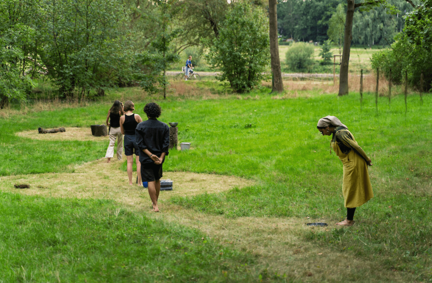 The layout of our experience/ritual, giving back to the nettle plant in the form of compost and soil before reaping its benefits