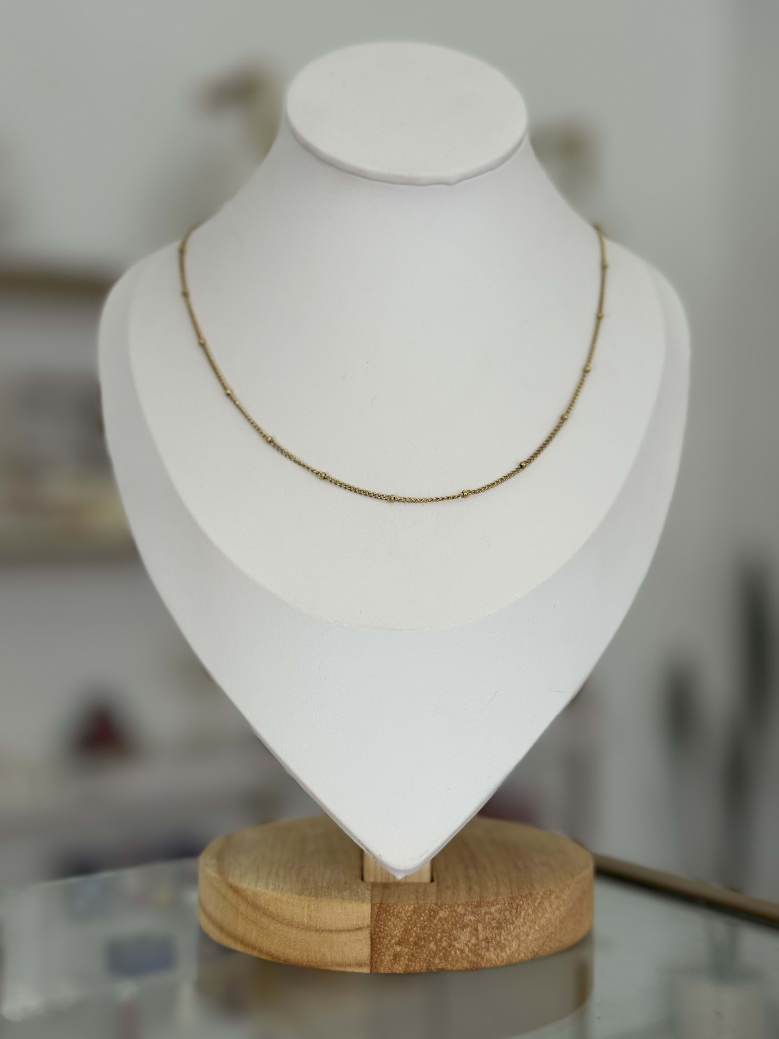 Collar Bolitas Sencillo Delicado Chapa Oro 14K Acero Inoxidable Mujer