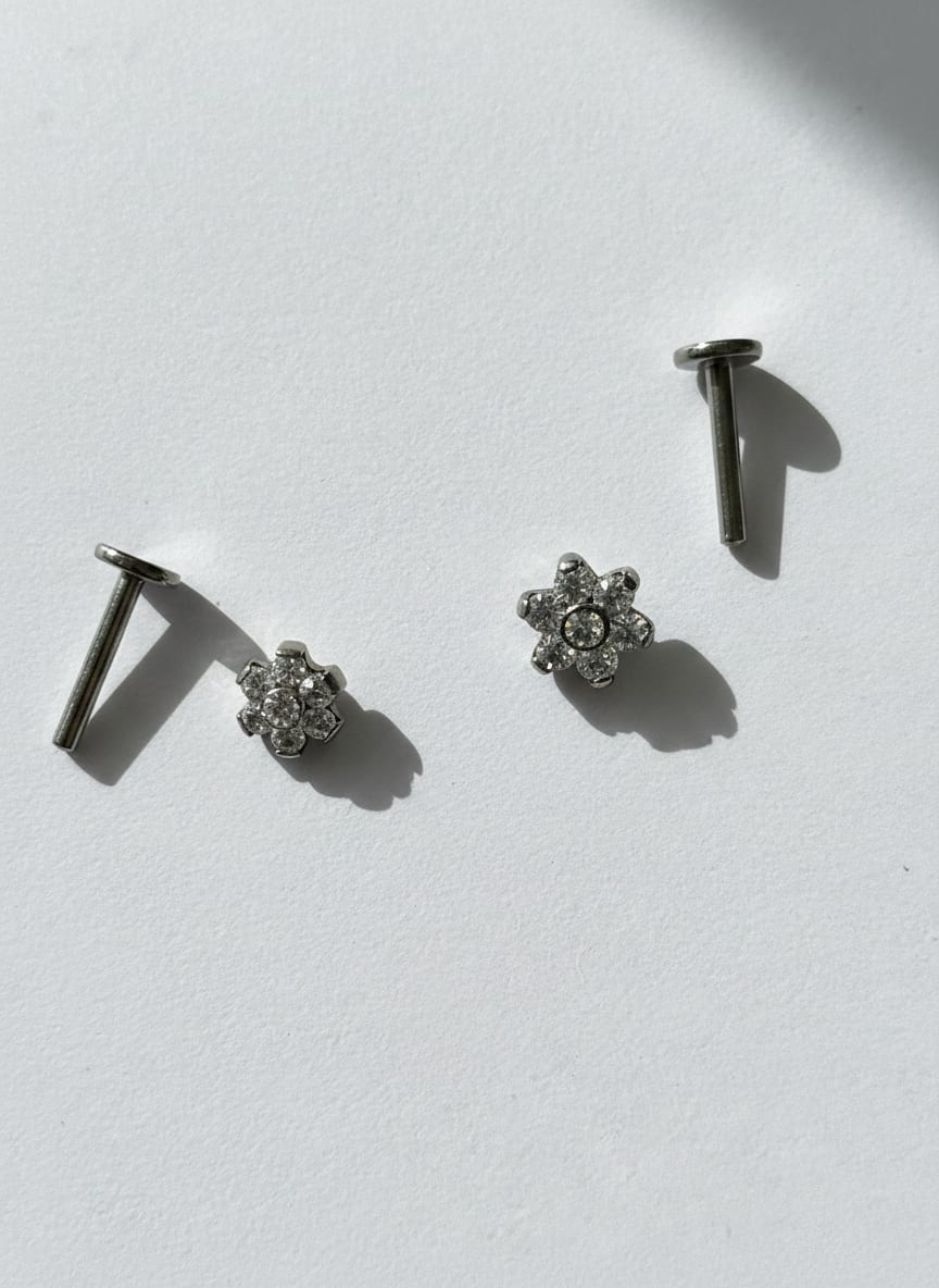 Labret Flor Gemas Plateado Cada Uno