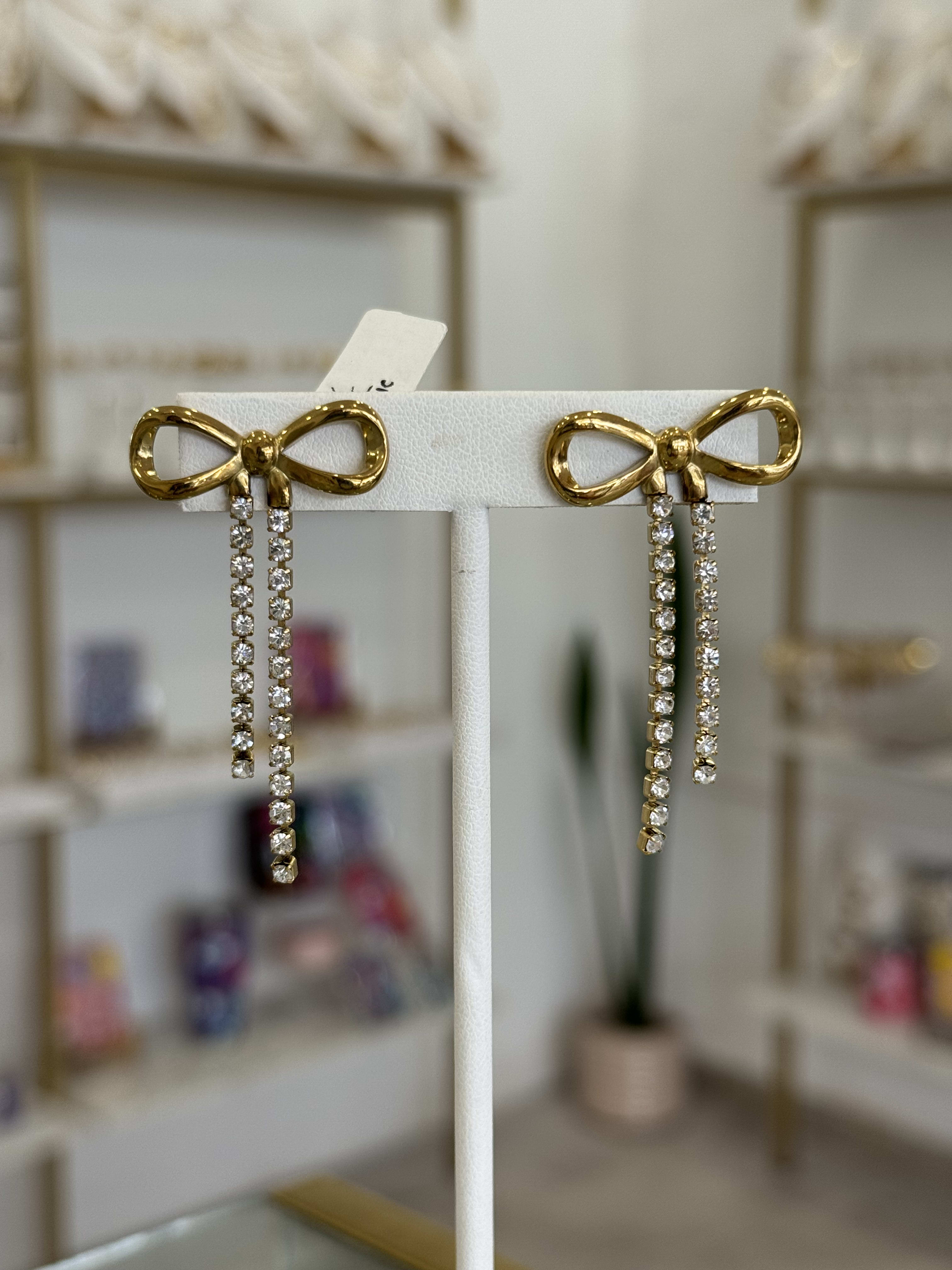 Aretes Listones Zirconias Dorados Party Glam Acero