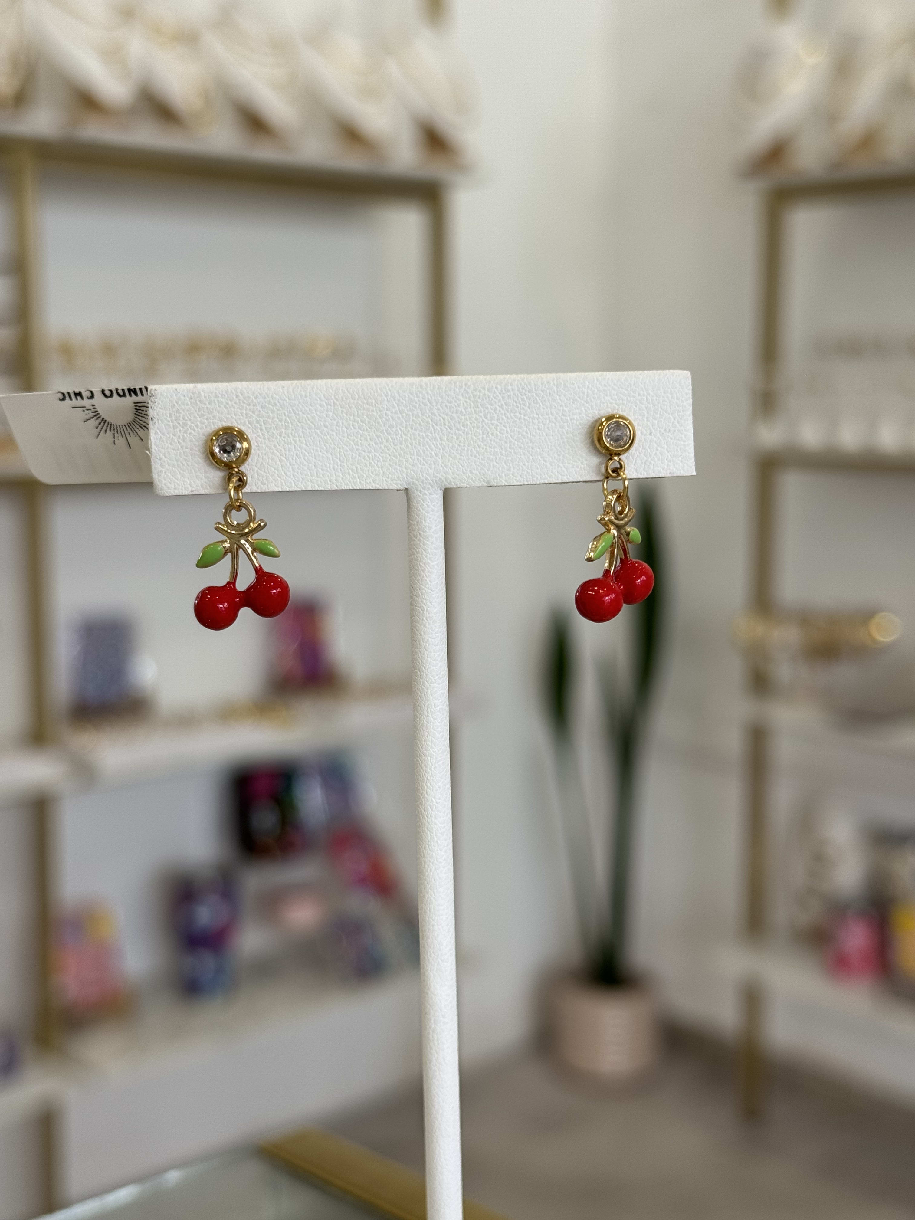 Aretes cerezas rojas, acero inoxidable