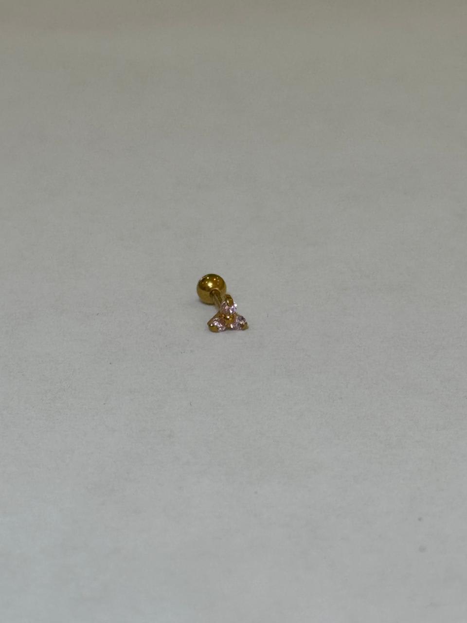 Trébol 3 zirconias rosas. Piercing de acero quirúrgico grado implante 316L