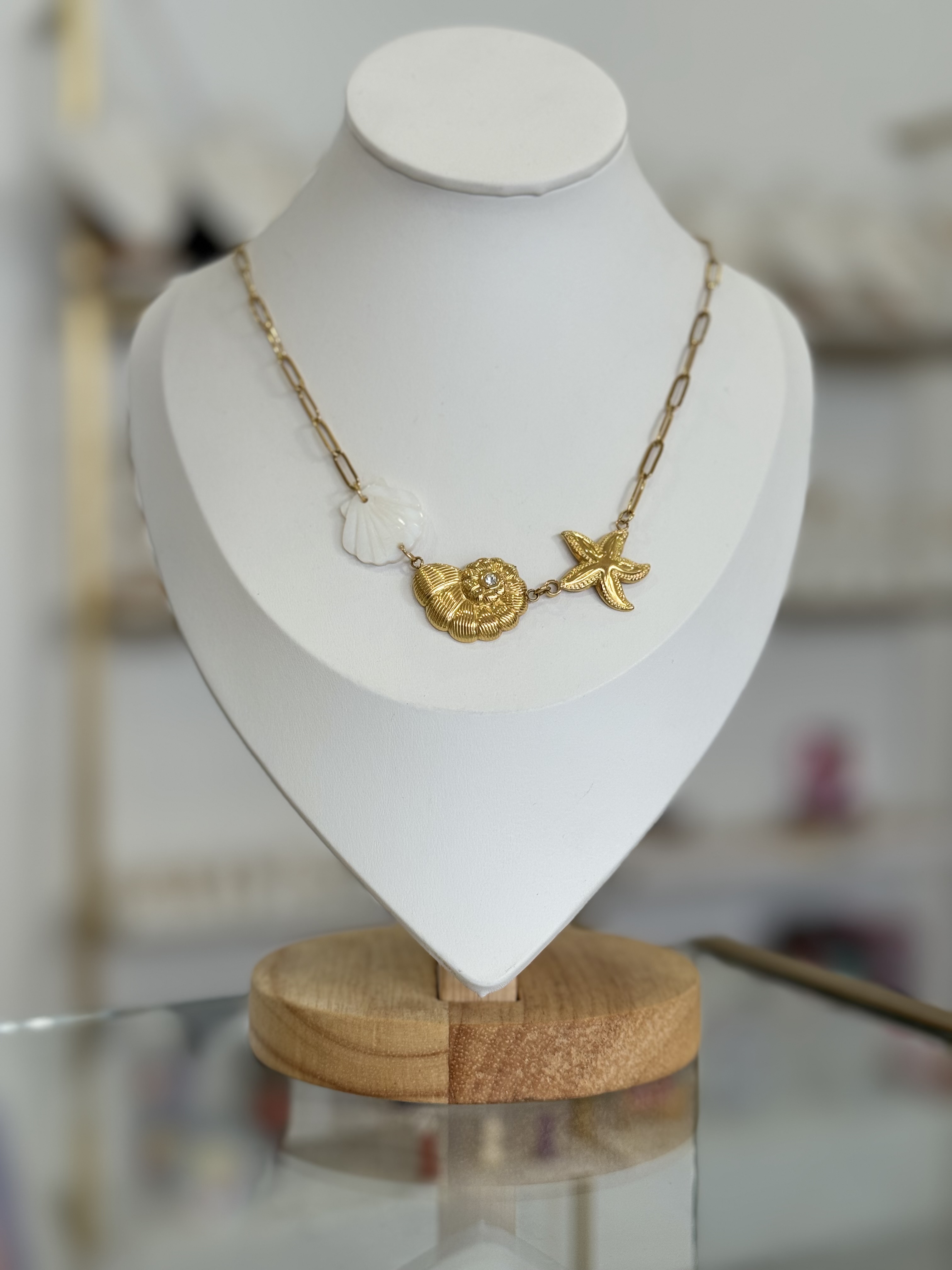 Collar Statement Estrella Concha XXL Dorado Baño Oro - Mundo Chic Joyería