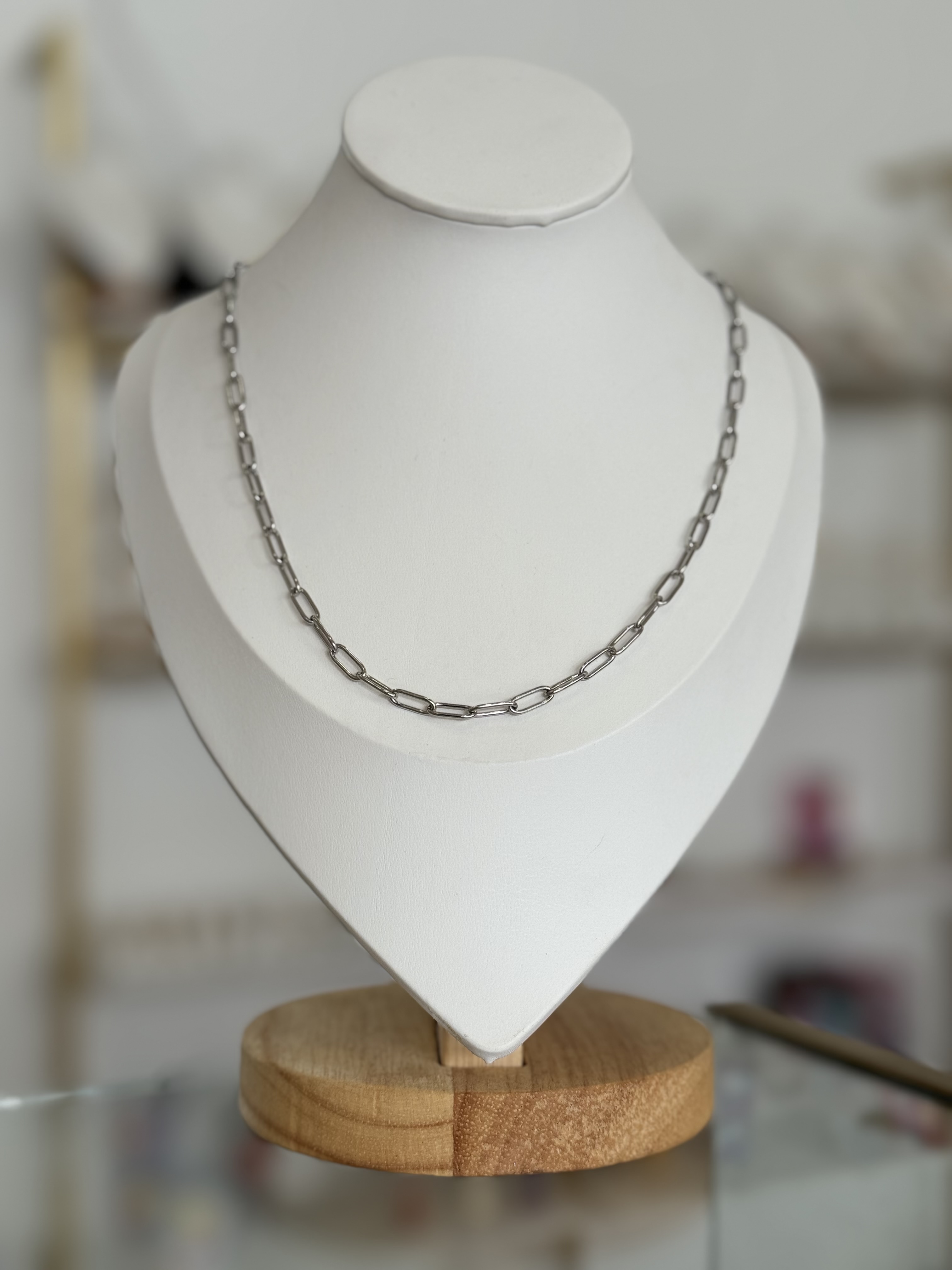 Collar plateado eslabones grandes