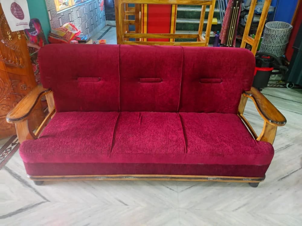 Beautiful 5 Seater Sofa Set For Sale - Image 1