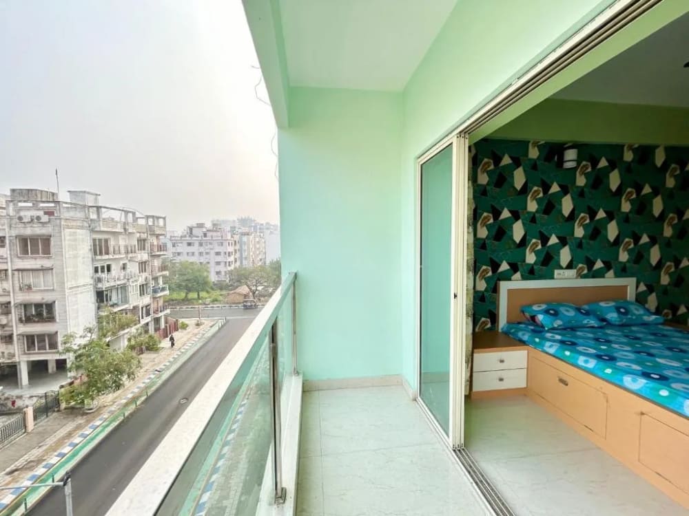 3 BHK Apartment Available in HSR Layout, Sector 2 - Image 1