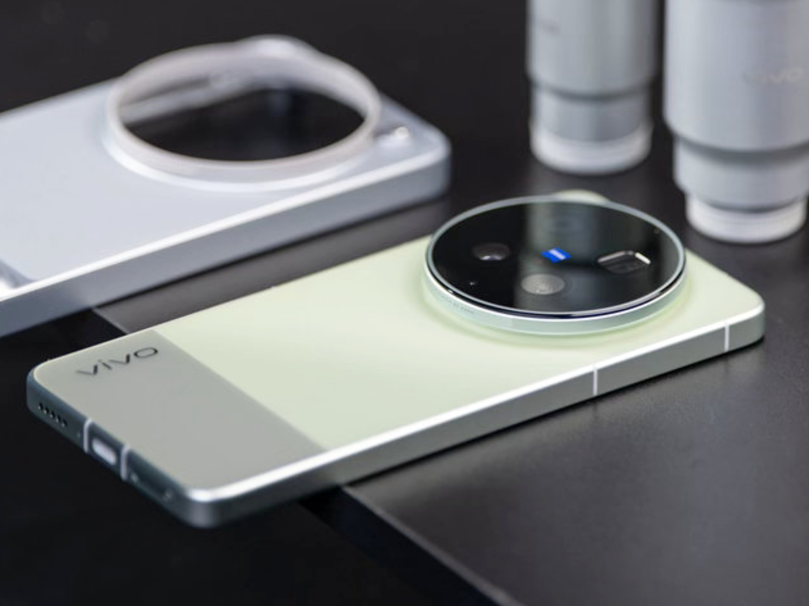 Vivo X300 Ultra 5G – ZEISS Camera Flagship with Box & Accessories