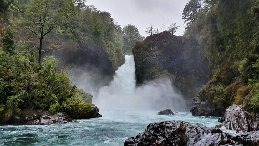 Reserva Biológica Huilo Huilo desde Santiago