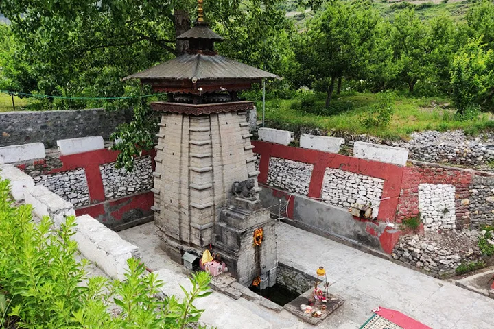 Jalmagna Shivlinga Temple