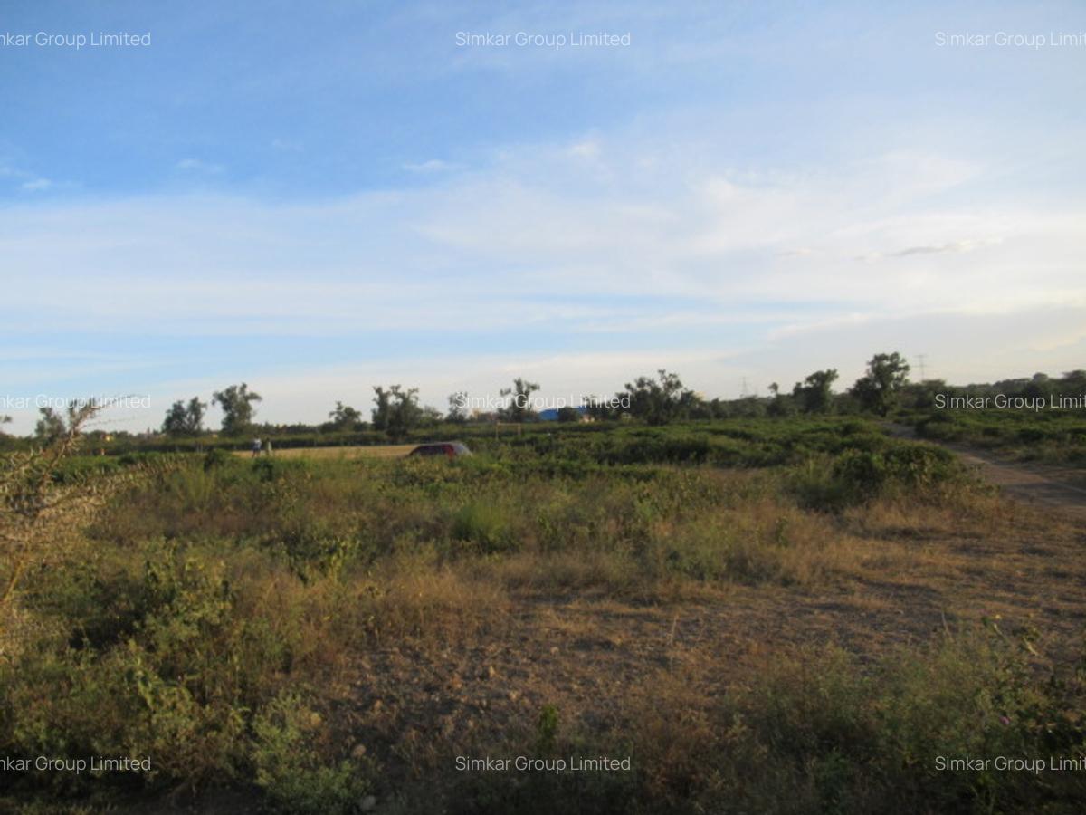 15 ac Land at Off Nairobi-Nakuru Rd