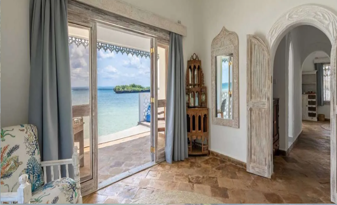 Chale Island Resort