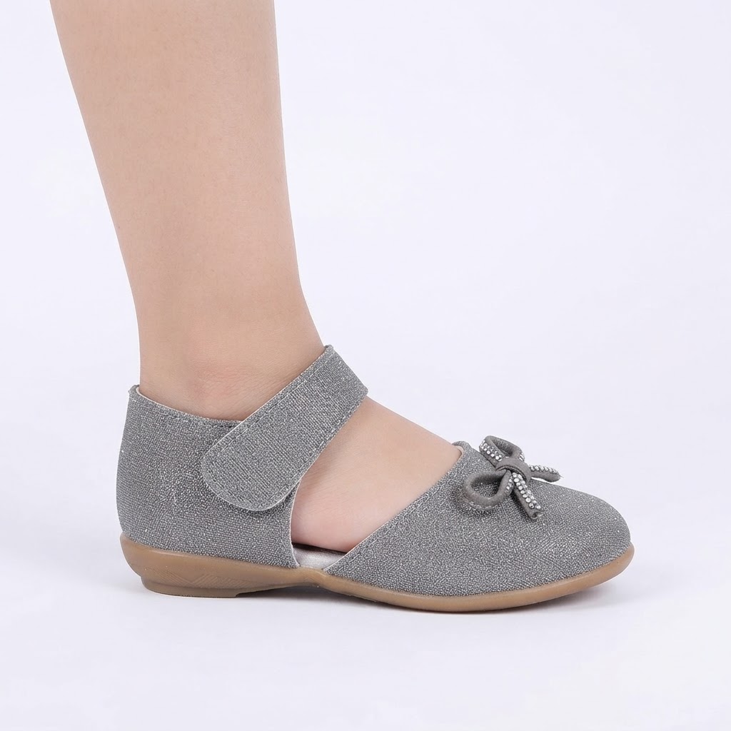Kids sandal and bantoo for girls Trendy sandal for girls Grey