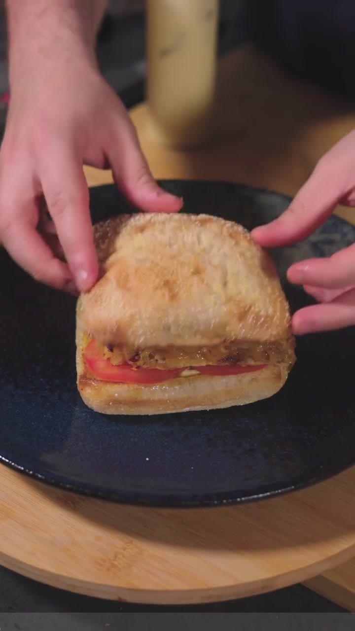 Bocadillo de Tortilla de Patatas de España