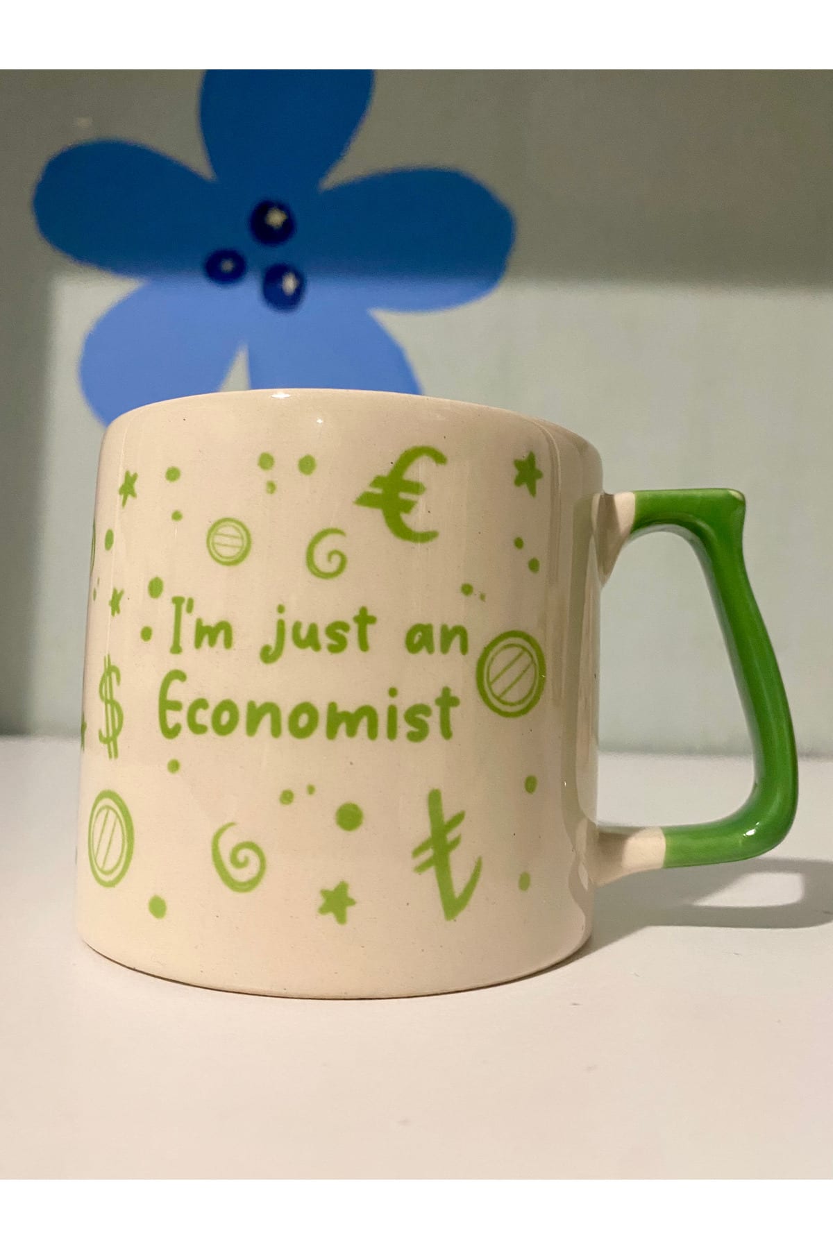 Sad Üzgün Hamster - Meslek: Ekonomist (Economist) Kupa Bardak Fincan görsel 3