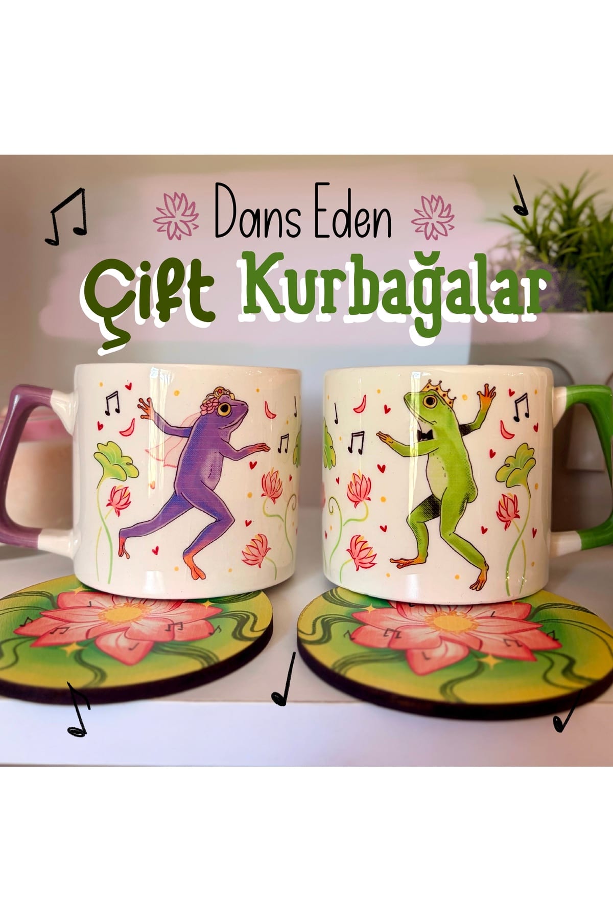 Dans Eden Sevgili Kurbağalar Çift Taraflı Tasarım İkili 2li Kupa Fincan ve Bardak Altlığı