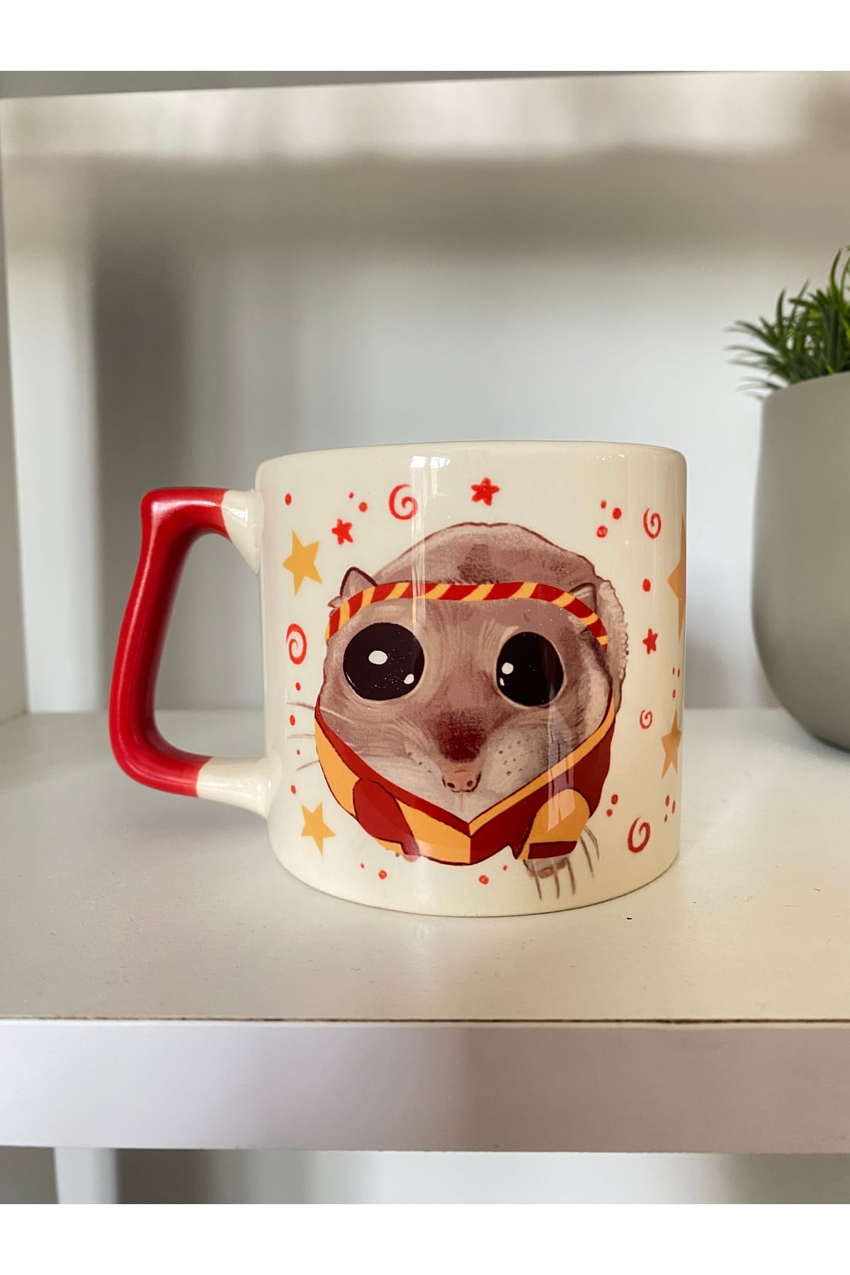 Sad Üzgün Hamster - Sarı-Kırmızı Taraftar Fanatik Formalı Kupa Kahve Fincanı