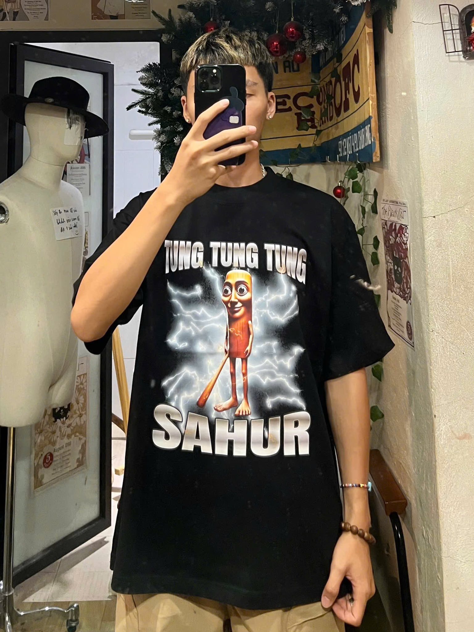 Áo tung tung tung sahur nhưng sấm sét