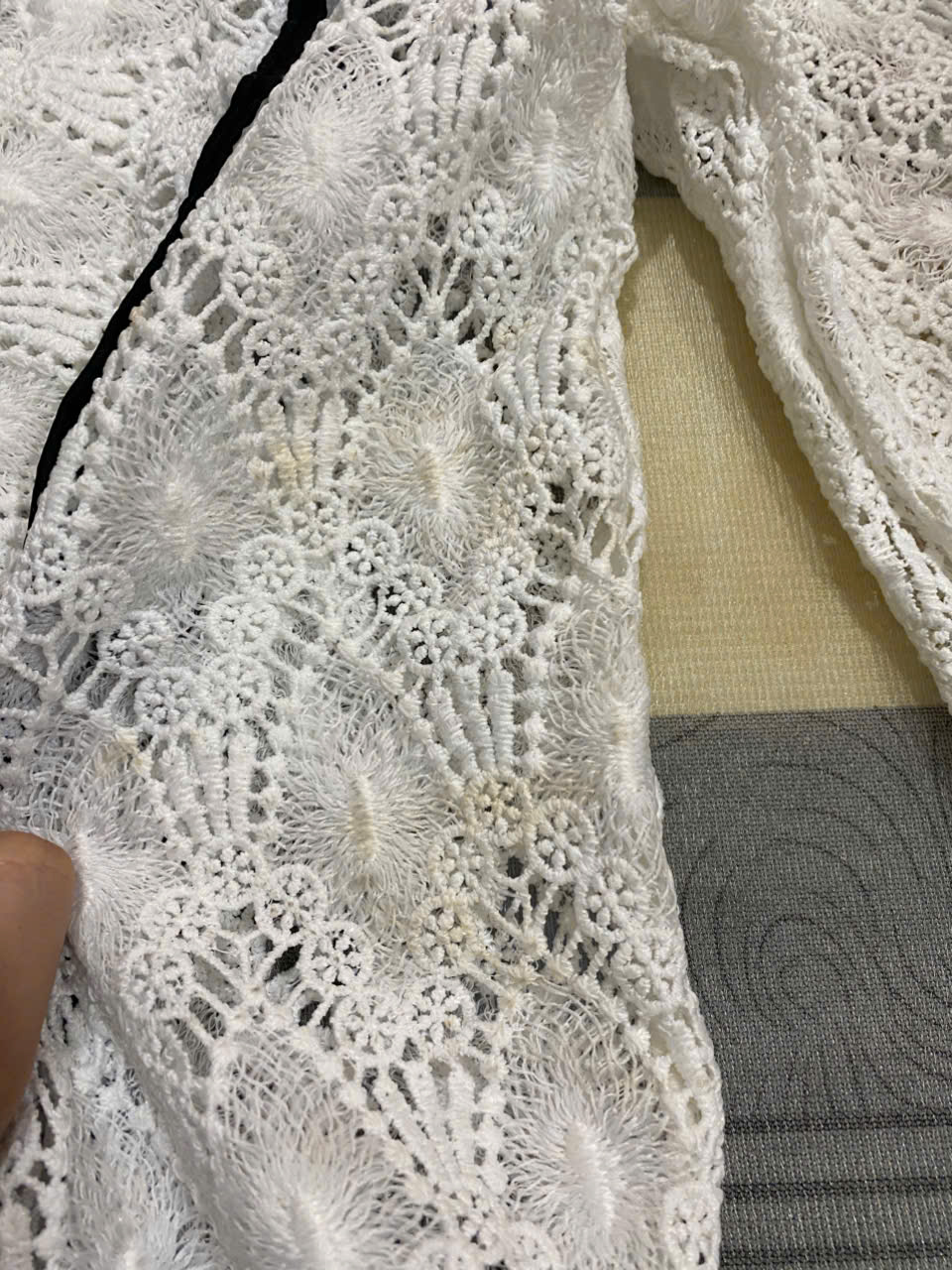 Áo ren tay dài cổ điển