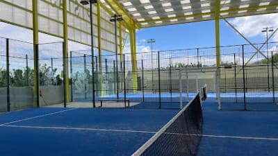 Pistas de Padel de Municipal de Las Lomadas – photo 1