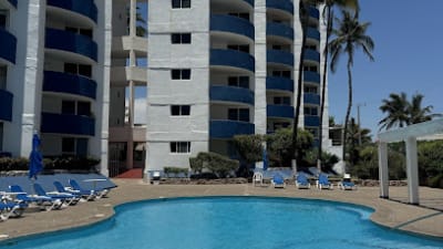 La Marina Tenis and Yate Club – photo 1