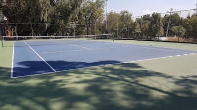 Canchas de tenis Geógrafos – photo 1