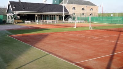 Marine Tennis Club – photo 1