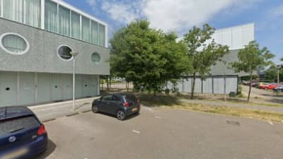 Tennisvelden Teunisbloemlaan – photo 1