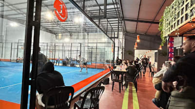 Mega Padel Bar – photo 1