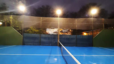 Padel sarmiento – photo 1