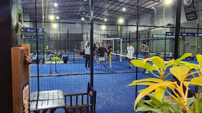 Hangar Padel – photo 1