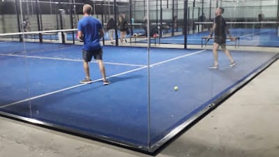 La Palmera Padel y Fútbol – photo 1