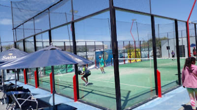 LO DE PETER PADEL CLUB – photo 1