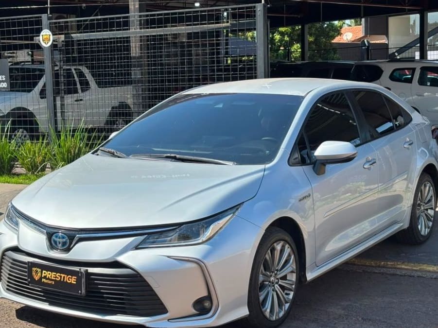 Toyota Corolla Altis Hybrid 1.8 16v 2020 — foto 1 de 10