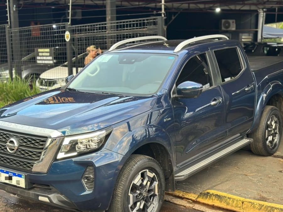Nissan Frontier Platinum 2.3TDi 16v 4x4 C.D. 2022 — foto 1 de 9