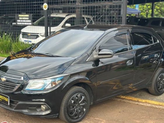 Chevrolet Onix LT 1.4 2016 — foto 1 de 10