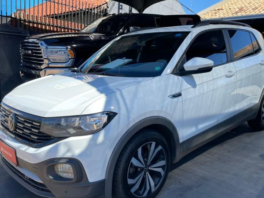 Volkswagen T-Cross Comfortline 1.0 12v TSi 2023 — foto 1 de 10